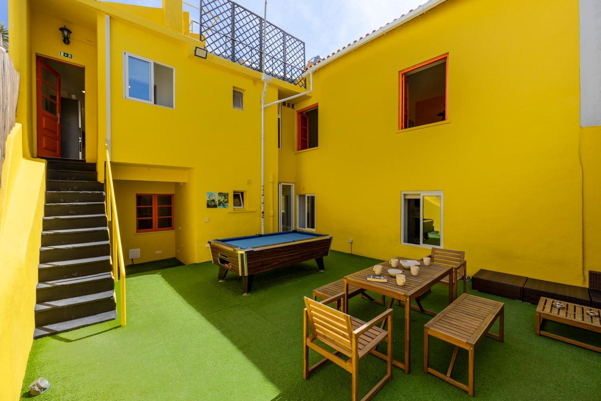 The Macarena Beach Hostel Lagos Luaran gambar