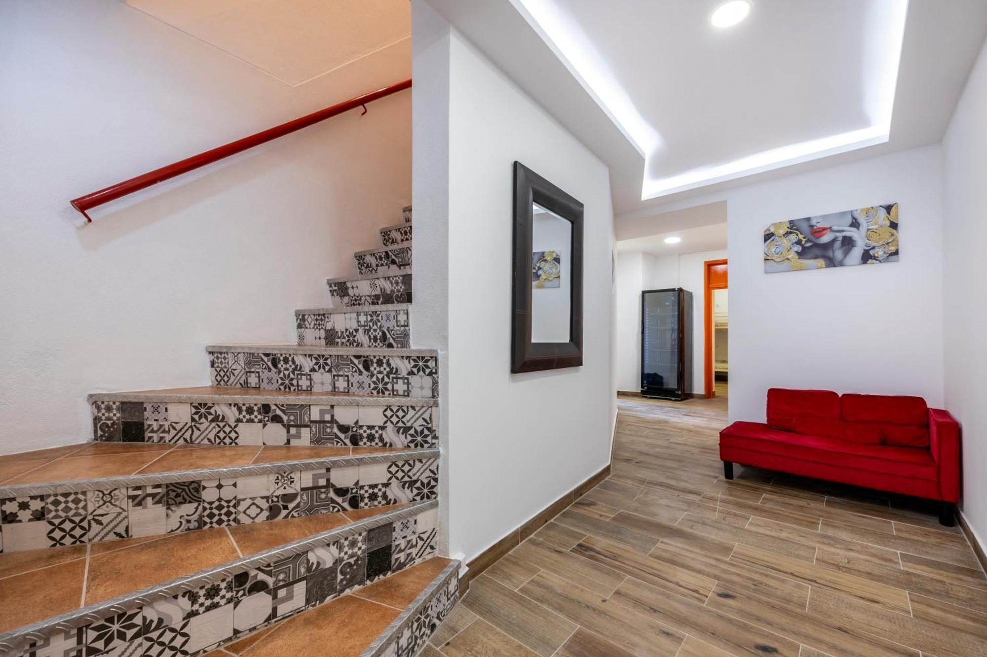 The Macarena Beach Hostel Lagos Luaran gambar